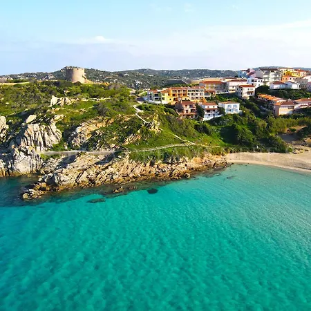 Residenza Palm Tree * サンタ・テレーザ・ガッルーラ