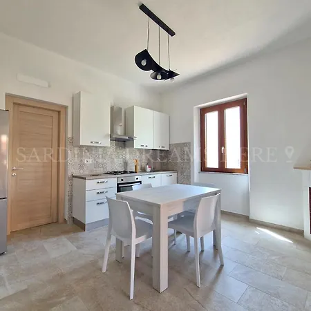 Residenza Palm Tree 800 M From Rena Bianca With Private Parking דירה