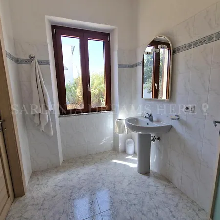 Residenza Palm Tree 800 M From Rena Bianca With Private Parking דירה סנטה טרזה גאיורה
