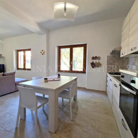 Residenza Palm Tree Apartment Santa Teresa Gallura
